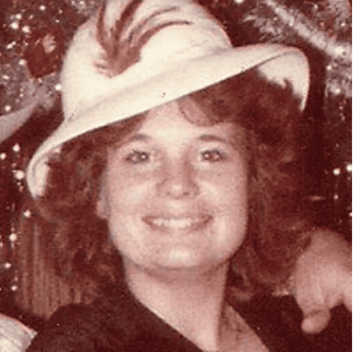 Headshot of FTBOA member Margaret McFarland.